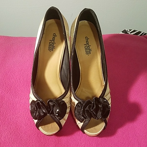 Charlotte Russe Gold and Black Peep Heels! - Picture 2 of 6